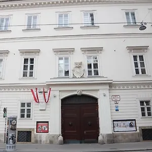 datri-petite-suite-1010.vienna-besthotels.com/